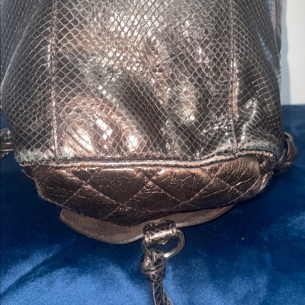 Francesco Biasia Quilted Shoulder Bag - Picture 8 of 17